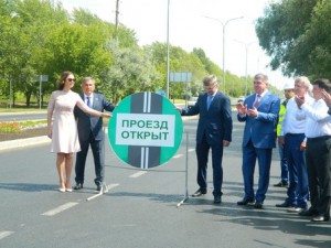 ​Рустам Минниханов открыл отремонтированные дороги в промзоне автограда
